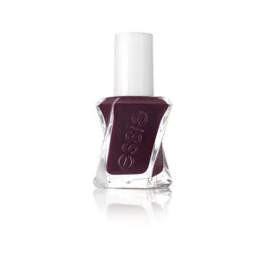 Essie gel couture model clicks 370