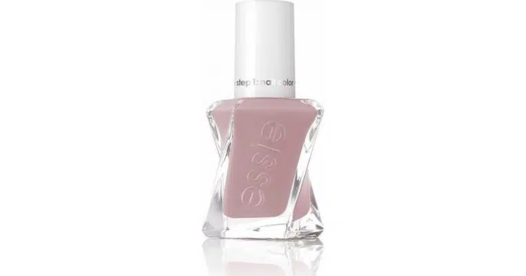 Essie gel couture princess charming 485