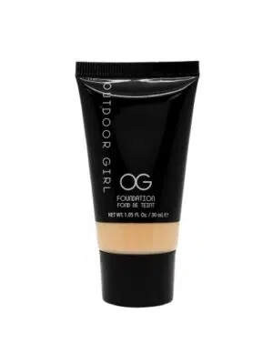 W7 outdoor girl foundation 30ml almond
