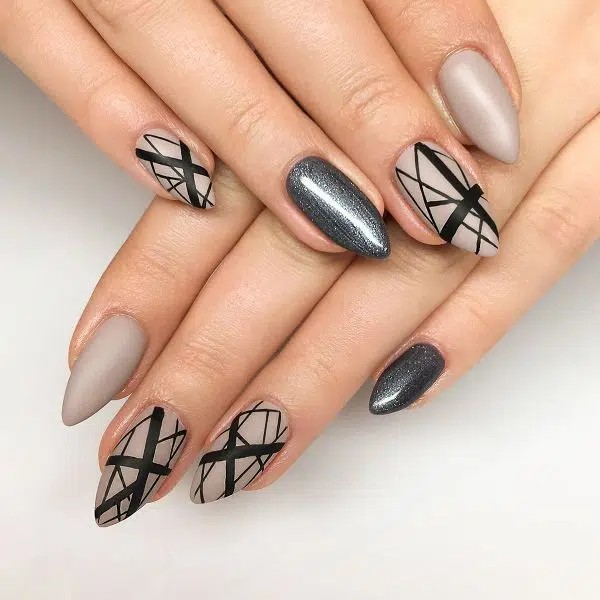 Semilac 221 Ημιμόνιμο βερνίκι Business Line Smoky Beige 7ml