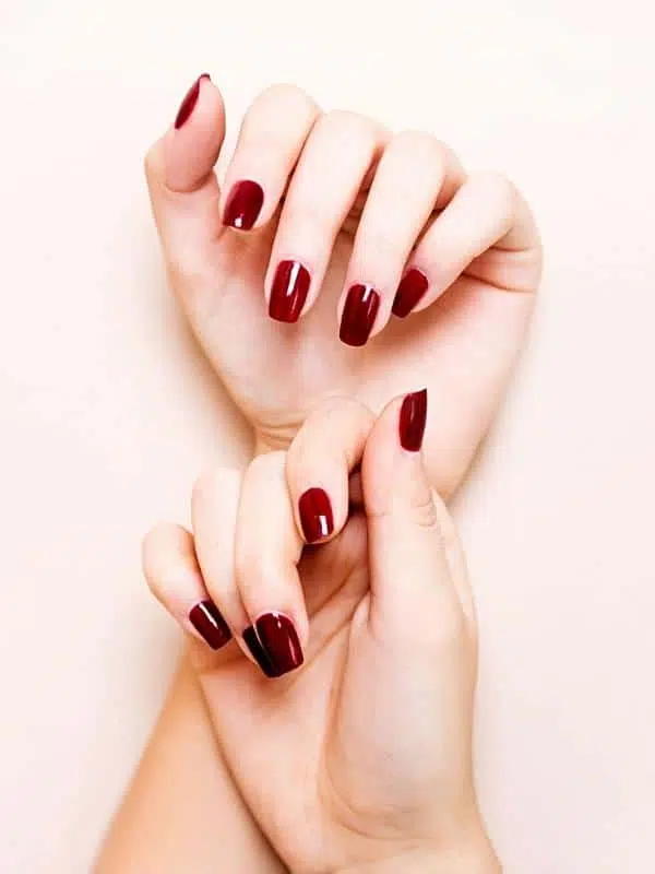 50 Σαγηνευτικά Μανικιούρ Κόκκινα Νύχια mpornto