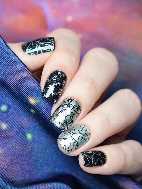 Μαύρα Νύχια - 50 Σχέδια Μανικιούρ asimi mavra nyxia