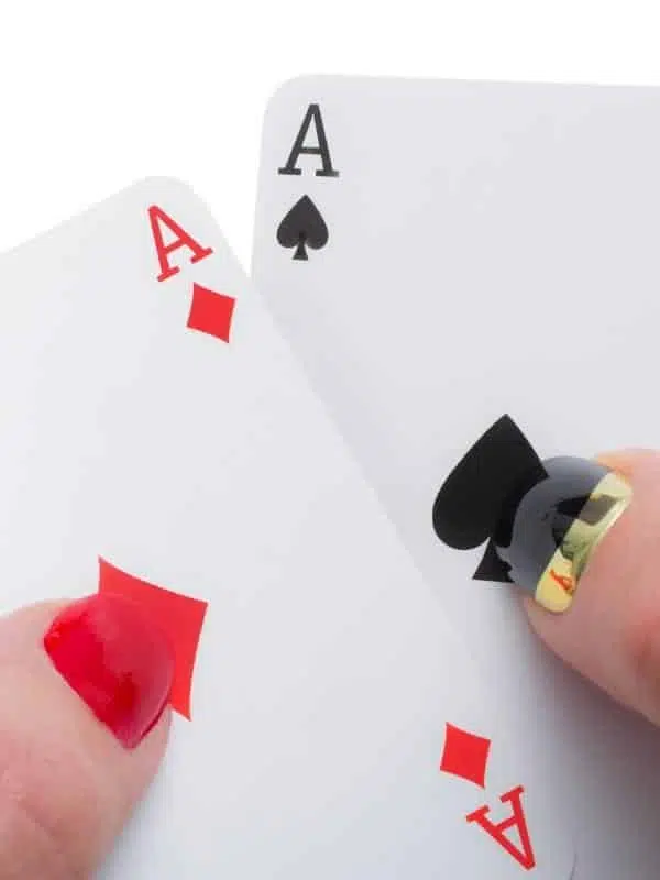 Μαύρα Νύχια - 50 Σχέδια Μανικιούρ kokkina mavra xrysa