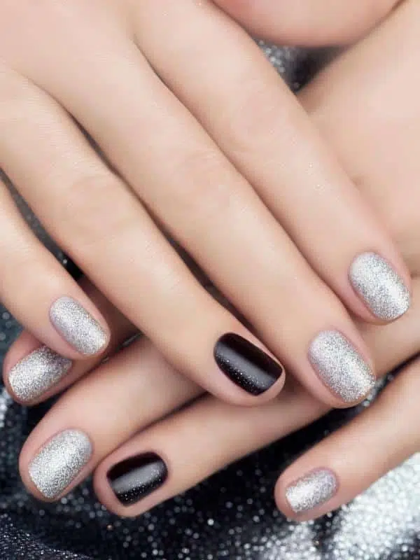 Μαύρα Νύχια - 50 Σχέδια Μανικιούρ mavro asimi manikiour