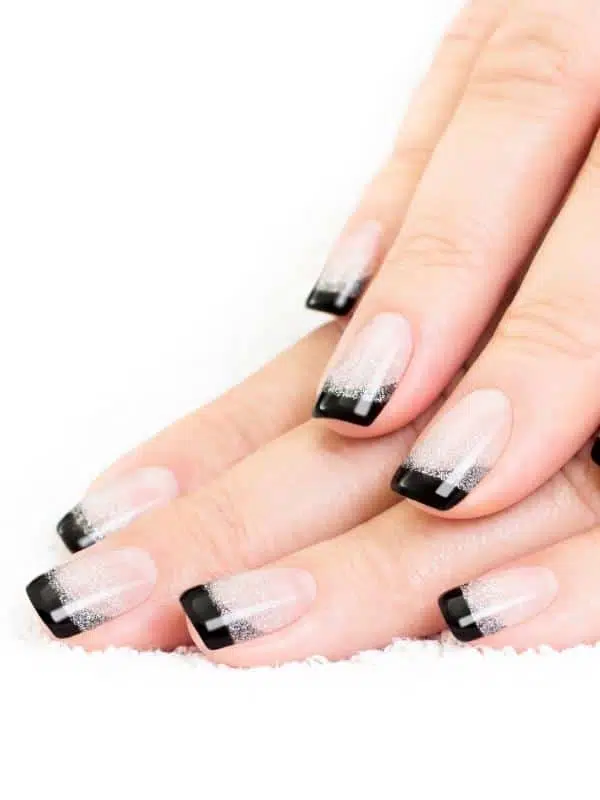 Μαύρα Νύχια - 50 Σχέδια Μανικιούρ mavro leuko galliko