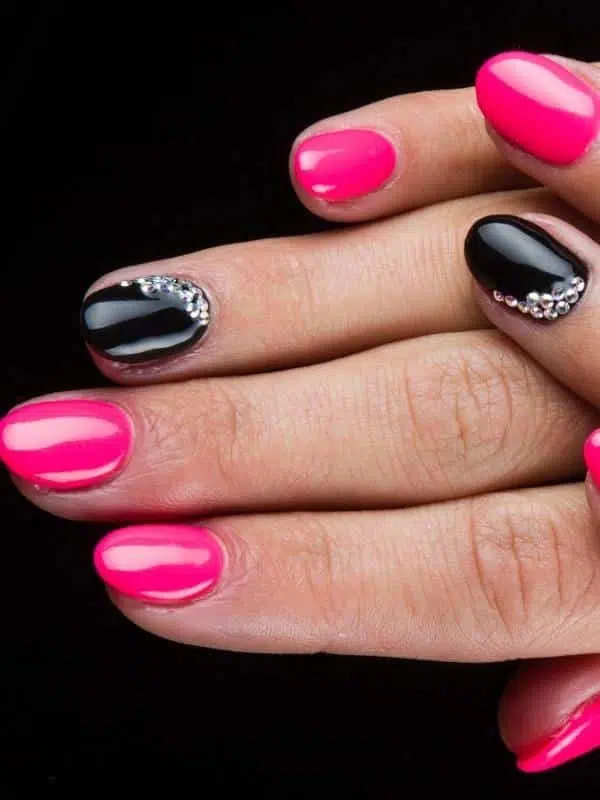 Μαύρα Νύχια - 50 Σχέδια Μανικιούρ mavro roz manikiour kosmimata
