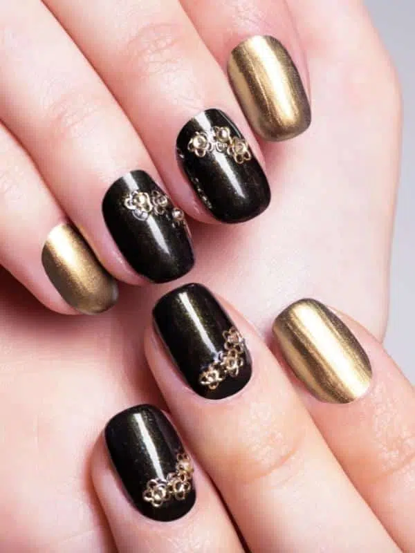 Μαύρα Νύχια - 50 Σχέδια Μανικιούρ xrysa mavra nyxia kosmima