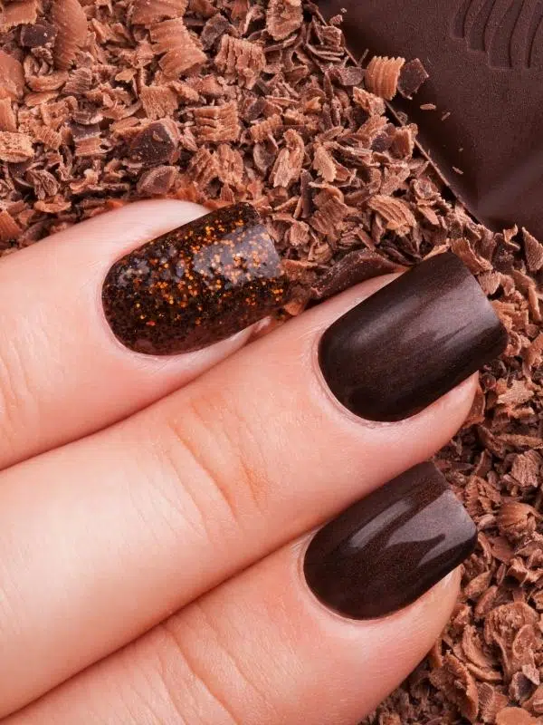 Φθινοπωρινά Νύχια - 44 Σχέδια & Χρώματα Φθινοπωρινά νύχια με στρας