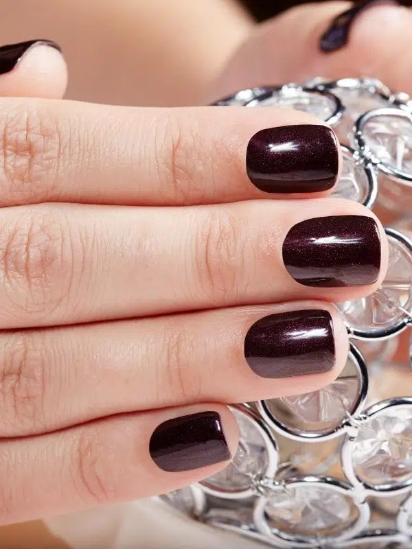 20 Εντυπωσιακά σχέδια για κοντά νύχια konta nyxia me stras