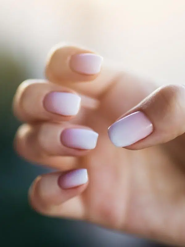 Όμπρε νύχια 15 Σχέδια & Πώς γίνεται ombre manikiur