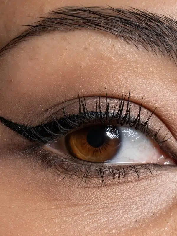 gatisio makigiaz gia matia kastana