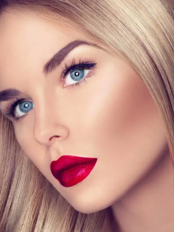 20 Υπέροχα μακιγιάζ με κόκκινο κραγιόν makigiaz me kokkino kragion 12