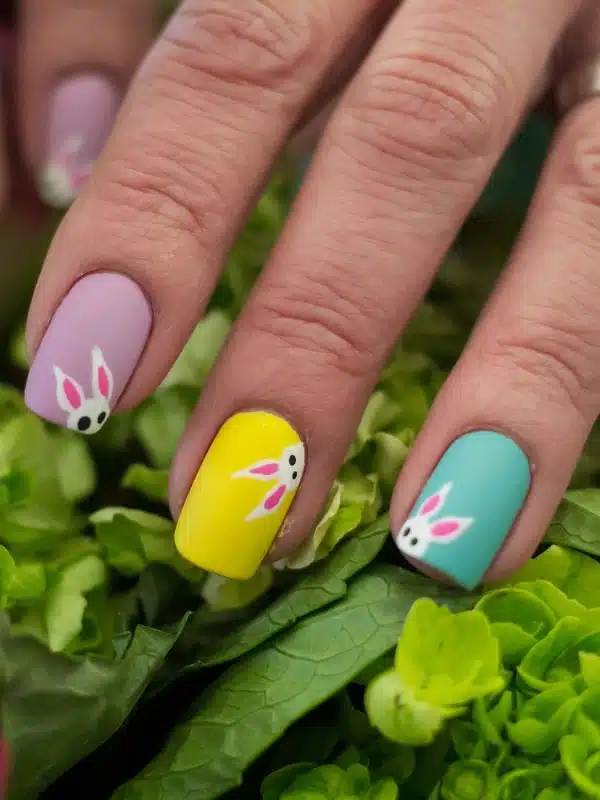 Νύχια Πάσχα 2023 - 30 Σχέδια Ιδέες nyxia pasxa me sxedio lagoudaki min