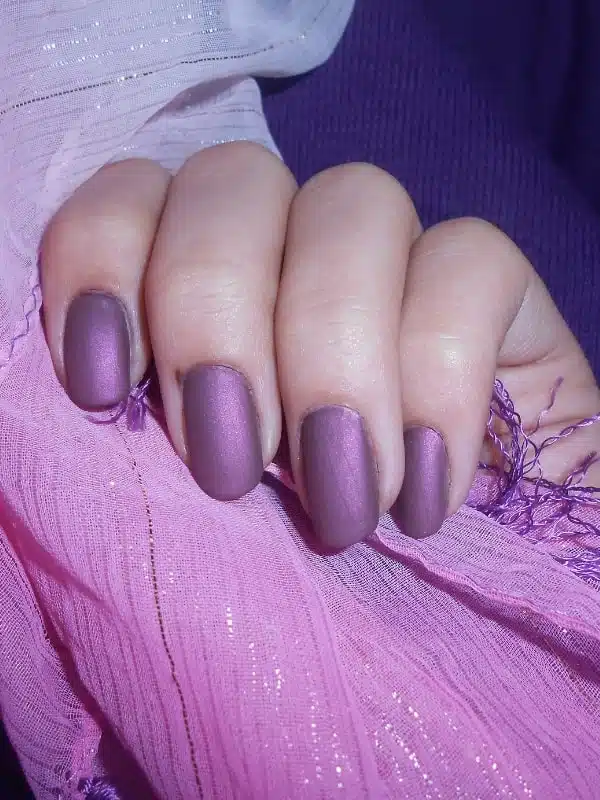 Μωβ Νύχια 50 Σχέδια Mwb matte manikiour min