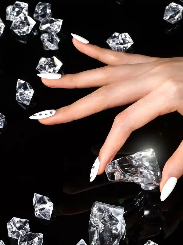 Άσπρα Νύχια 30 Σχέδια aspra nyxia diakosmhsh swarovski min