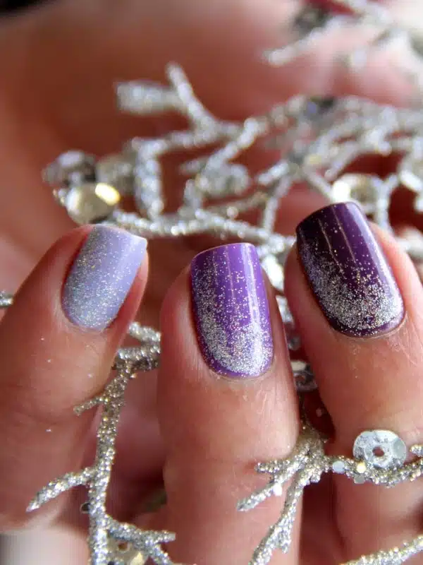 Μωβ Νύχια 50 Σχέδια giortino mwb manikiour xrysoskonh min