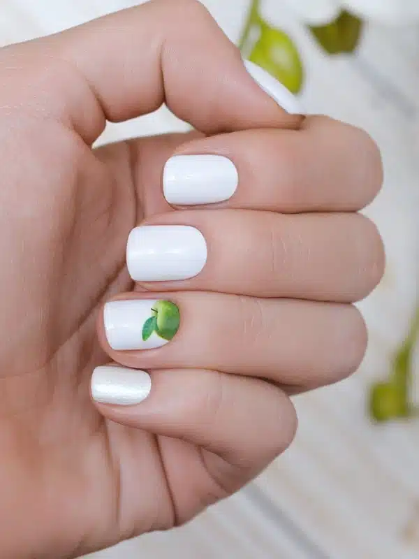 Άσπρα Νύχια 30 Σχέδια konta aspra nyxia sxedio min