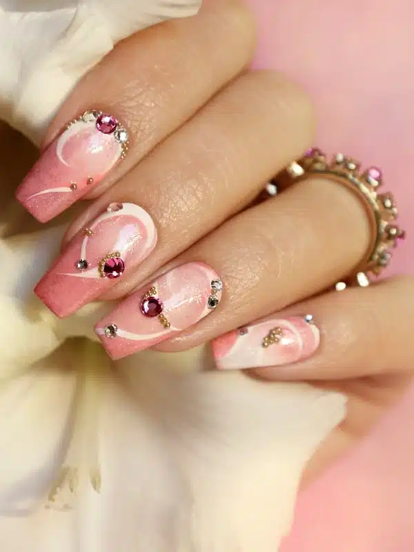 Ροζ Νύχια 50 Σχέδια nyfiko roz manikiour anaglyfa sxedia strass min