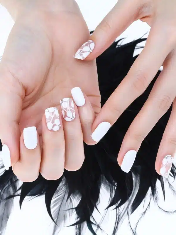 Άσπρα Νύχια 30 Σχέδια tetragwna spra nyxia monterna sxedia min